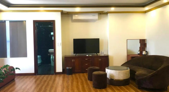 Полулюкс Golden Sea HaLong Hotel