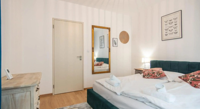 Apartment with Balcony, Забронировать Апартаменты/квартира Апартаменты Праги, рядом с Mozart Dinner Prague, Апартаменты/квартира