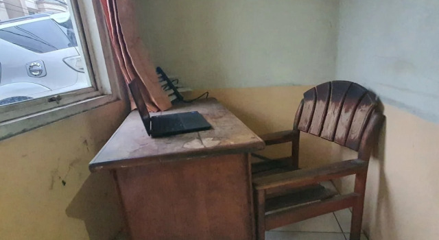 OYO 93448 Padang Pasir Homestay, Boek Hotel Surabaya East Java, in de buurt van Gelora 10 November Stadium