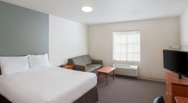 Номер Standard WoodSpring Suites Jacksonville Beach Blvd