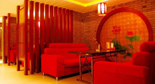 Days Inn Frontier Cixi, Buchen Sie Hotel SPA-Hotels in Cixi, SPA