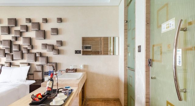 Номер Premier Yuejia Sea Apartment Phoenix Island