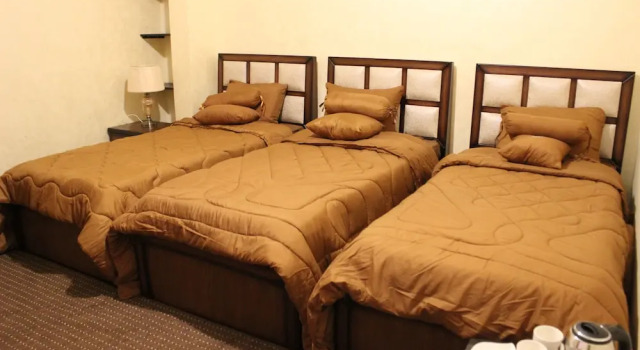 Трёхместный номер Classic Petra Rest Home