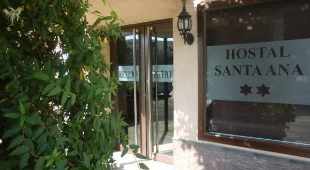Hostal Santa Ana