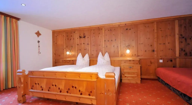 Hotel-Pension Faneskla, Prenota Appartamento Silbertal Montafon