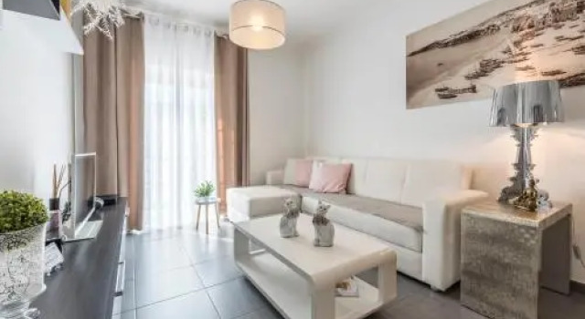 Albufeira Beach Apartment-Medical Assistance-Garage, Boek Appartement Albufeira Albufeira