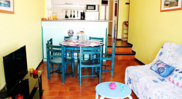 253-apartamento con Piscinas Comunitarias