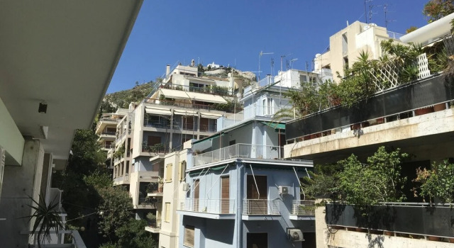Apartment With 2 Bedrooms in Athens, With Wonderful City View and Balc, Забронировать Апартаменты/квартира Отели Афины с парковкой, рядом с Здание греческого парламента, Парковка