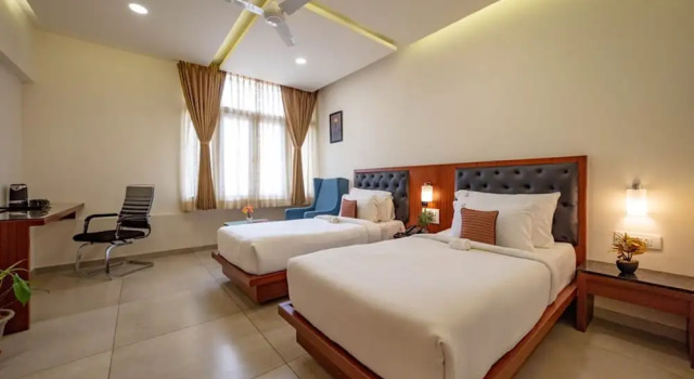 Ashok inn, Prenota Hotel Davanagere Karnataka