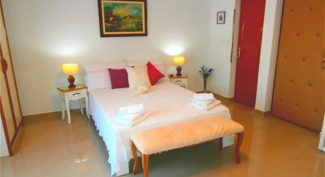 Apartments Song, Prenota Appartamento Hotel a Croatian Islands con piscina, Piscina