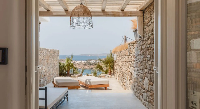 Полулюкс Eden View Suites & Villas