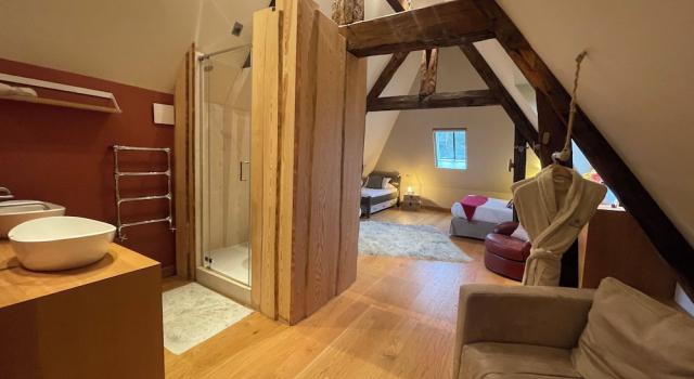 Четырёхместный номер Standard с видом на сад Chambres dhôtes - Domaine Le Coq Enchanté