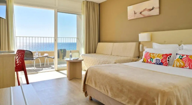 Номер Standard с балконом и с видом на море Hôtel Stella Di Mare