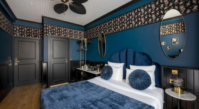 Craves Hotel