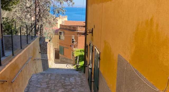 Comfortable apartment in the historic center of Porto Santo Stefano-Mazzieri Enrico, Забронировать Апартаменты/квартира Апартаменты Порто-Санто-Стефано, Апартаменты/квартира