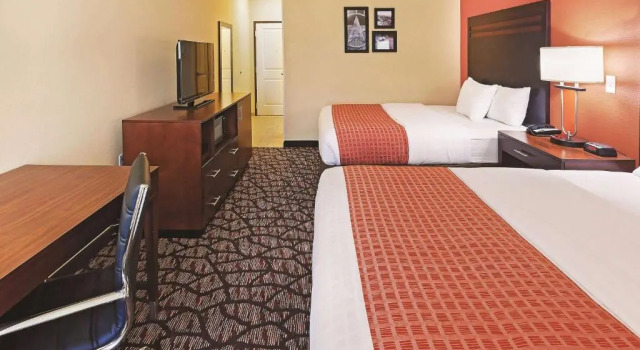 Четырёхместный номер Standard La Quinta by Wyndham Pecos