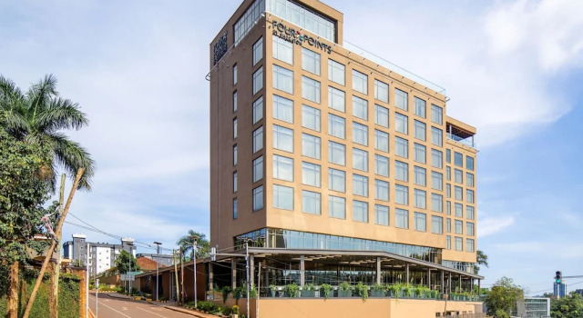 Four Points by Sheraton Kampala Hotel, Rezervovat Hotel Hotely v Kampala s bazénem, poblíž The Acacia Mall, Bazén