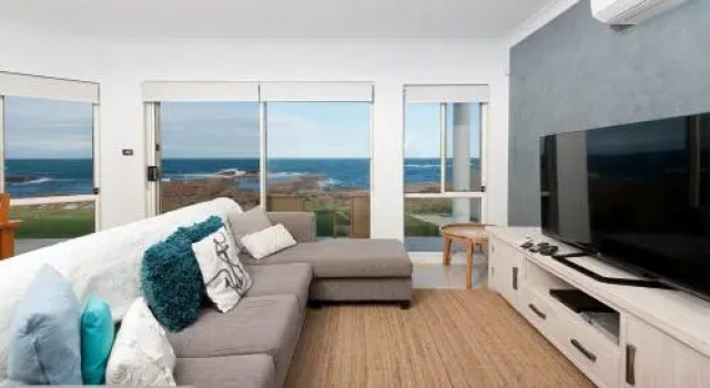 Hear the waves at Anna Bay!