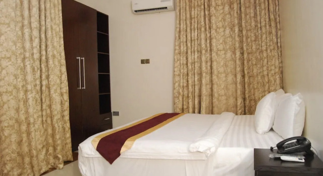 Апартаменты Business Grandbee Apartment and Residence