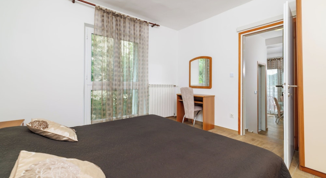 Apartments Sanja, Prenota Appartamento Hotel a Isole Quarnerine con parcheggio, Parcheggio