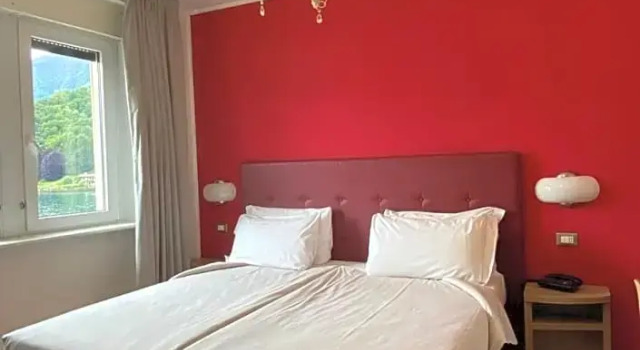 Номер Standard с видом на озеро Hotel Lenno