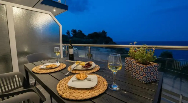 Вилла с видом на море MG Villas & Suites
