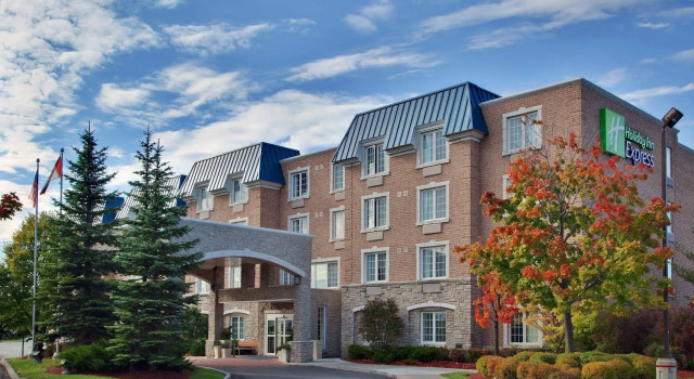 Holiday Inn Express Whitby Oshawa, Rezerwuj Hotel Oshawa Durham Region