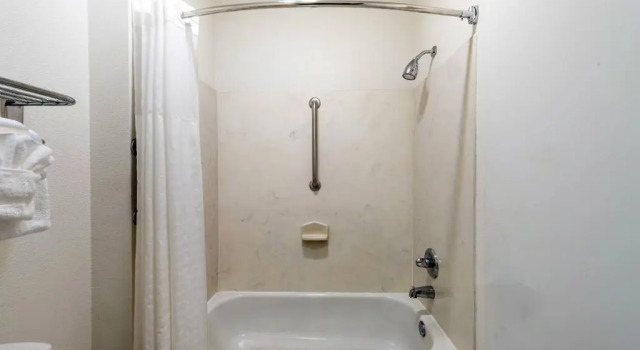 Люкс Americas Best Value Inn & Suites Fort Worth South