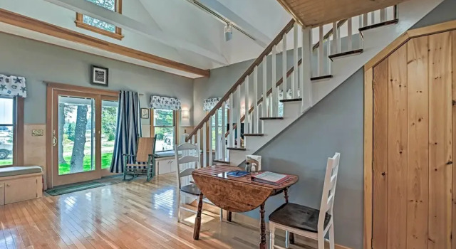 Charming Stonington Studio w/ Ocean Views!, Réserver Hôtel Stonington États-Unis