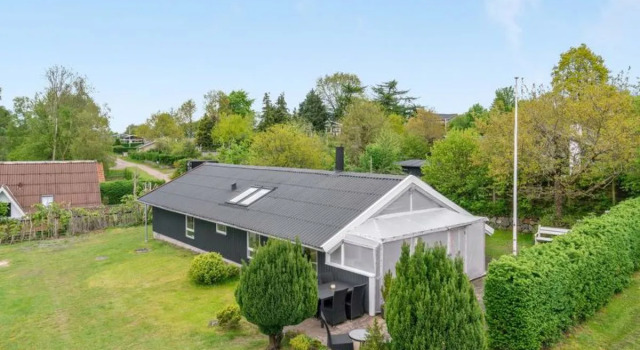 "Withi" - 400m from the sea in SE Jutland, Book Hotel Hotels in Børkop with Parking, Parking