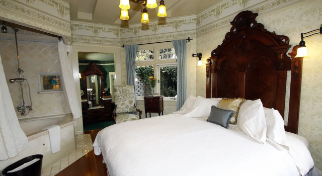 Номер Deluxe The Jabberwock Bed & Breakfast