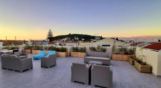 The Central Residence - Kassiopi Corfu Villas, Забронировать Апартаменты/квартира Отели периферии Ионических островов с парковкой, Парковка