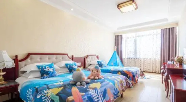 Семейный люкс Sifang Hotel