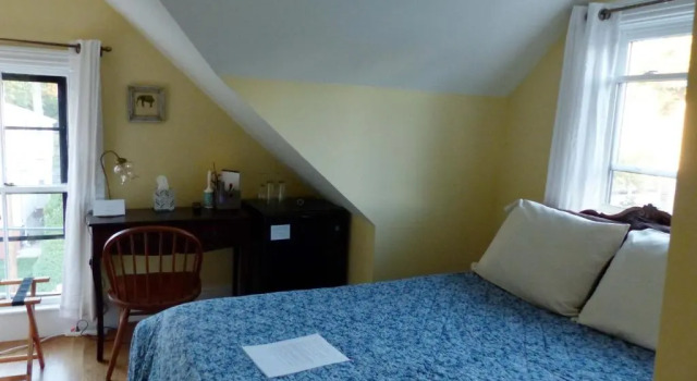 Двухместный номер Standard Davis Square Inn
