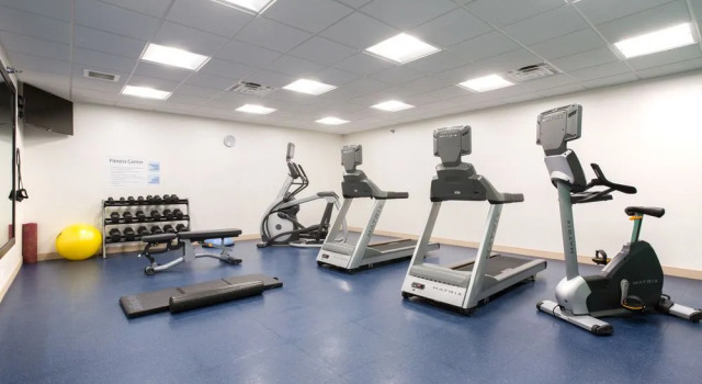 Holiday Inn Express & Suites Lincoln, Rezervați Hotel Lincoln 