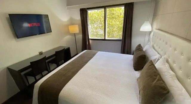 Трёхместный номер Superior Hotel Alvear