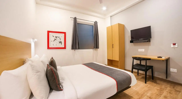 Hotel Pink Saffron