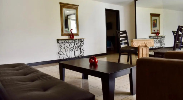 Люкс Country Hotel & Suites