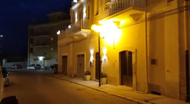 DomuS al Corso con servizio B&B, Book Bed and Breakfast Hotels in Murgia with Parking, Parking
