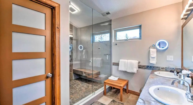 Коттедж Hot Tub, 2 Mi to Cabriolet Lift: Family Mtn Escape