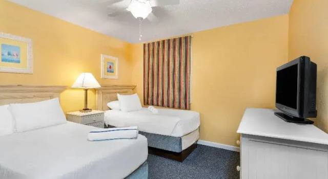 Люкс с 2 комнатами Ocean Club Resort Myrtle Beach a Ramada by Wyndham