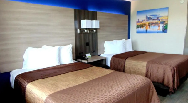 Четырёхместный номер Standard Somatel Nashville Airport