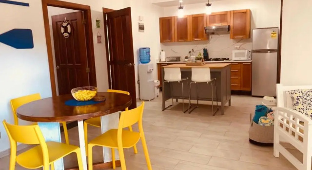 Апартаменты Lovely Beachfront 2 bedrooms condo with 2 pools