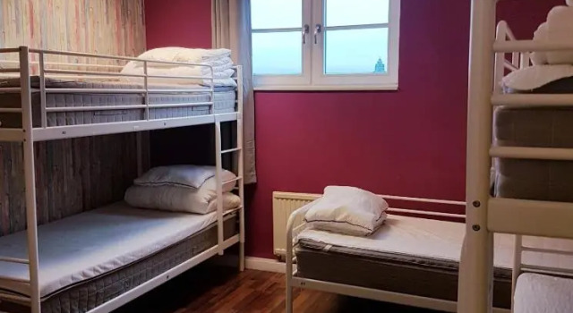 Кровать в общем номере (женский номер) Crafoord Place Hostel