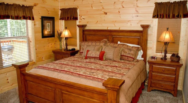 Brookstone Lodge - 6 Br Cabin