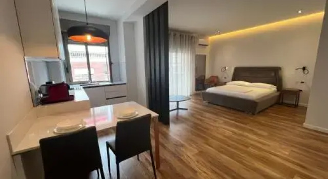 Skanderbeg Square Deluxe 1