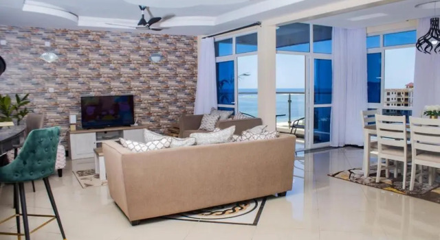 EMIRATES REEF APARTMENT 8D, Забронировать Апартаменты/квартира Момбаса Прибрежная провинция, рядом с Haller Park