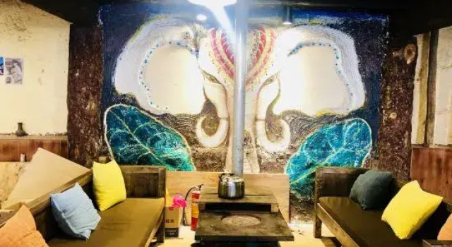 Carefree Valley Hostel, Book Hostel / Vandrerhjem Hostels i Shangri-La, Hostel / Vandrerhjem