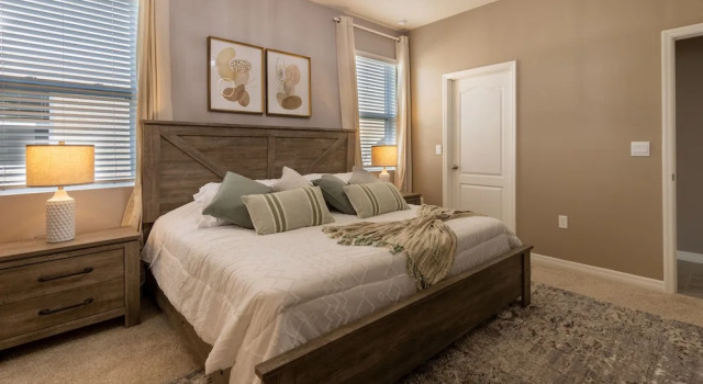 Коттедж 7660oml-solterra Resort 5 Bedroom Home by RedAwning