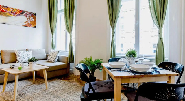 Апартаменты Cozy 2 Bedroom Apartment In Terez Boulevard.